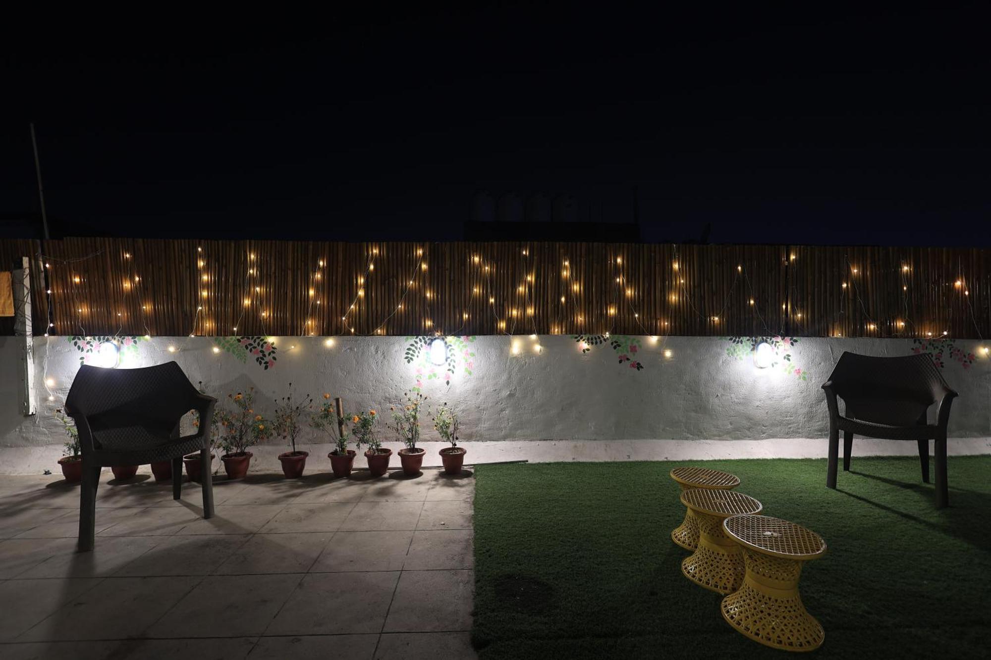 Hostel Amigosindia Neu-Delhi Exterior foto
